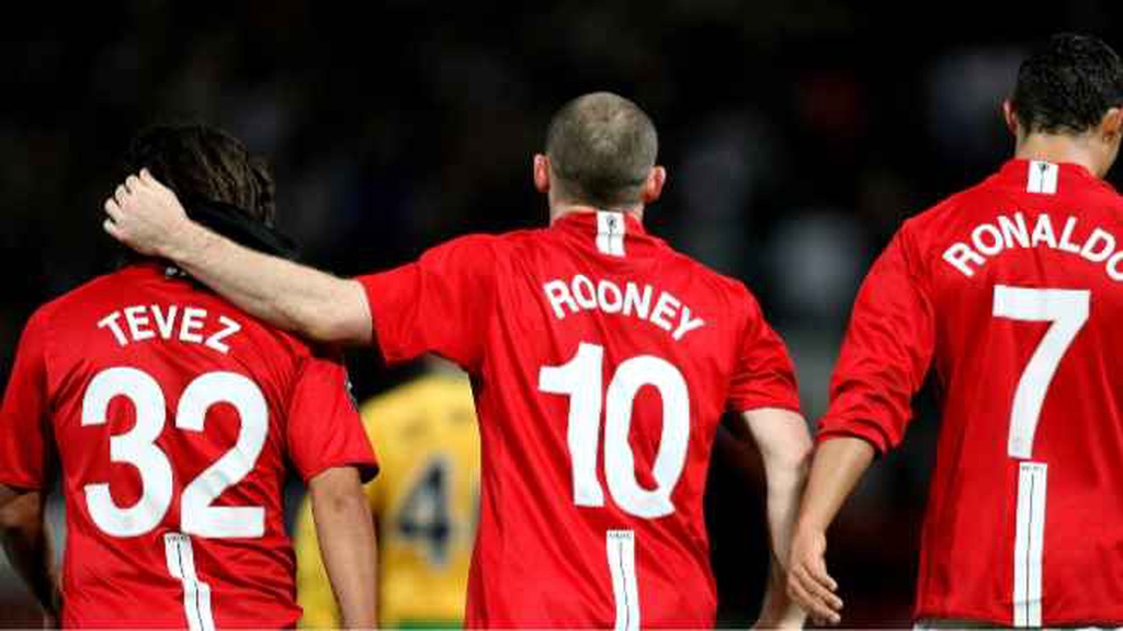 Rooney loại Ronaldo, chọn Tevez là đối tác ăn ý nhất