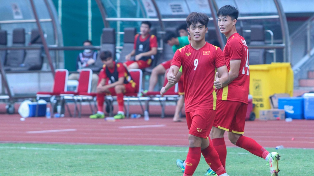 Báo Indonesia tâng sao trẻ Việt Nam lên mây trước thềm AFF Cup