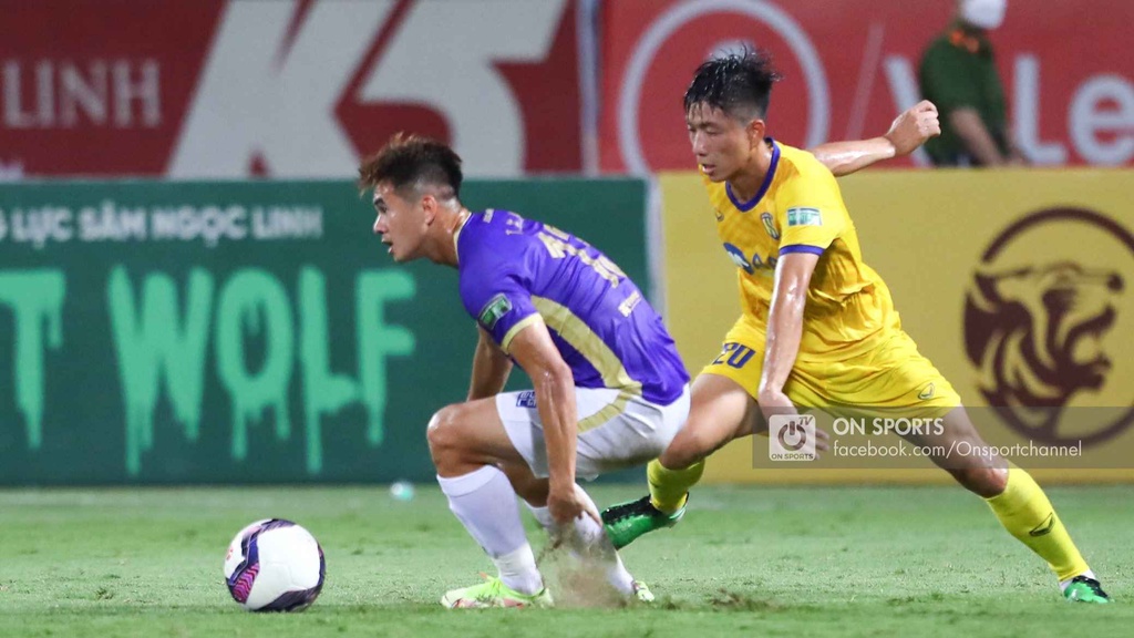 Phan Văn Đức: Hà Nội FC hay nhưng không phải không thể thắng
