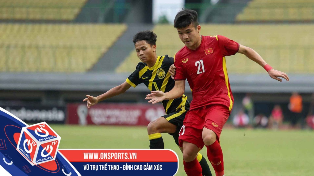 LĐBĐ Việt Nam động viên, cổ vũ tinh thần U19 Việt Nam sau trận thua sốc Malaysia