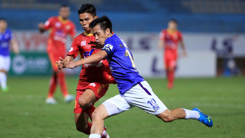 18 cầu thủ mắc Covid-19, V.League hoãn trận Hà Nội gặp Thanh Hóa