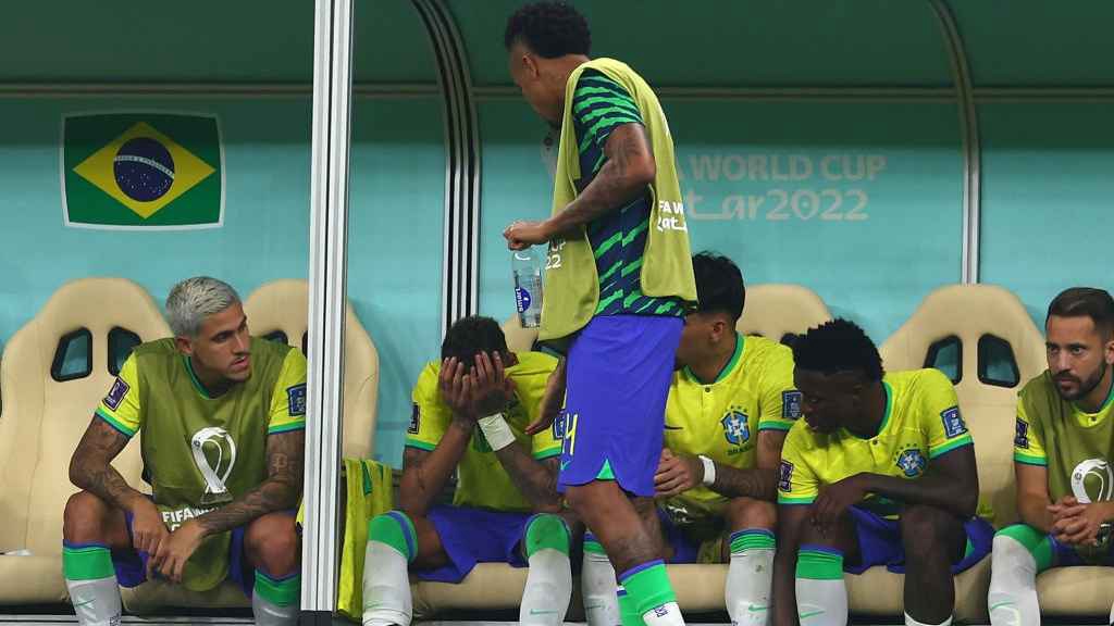 ĐT Brazil nhận tin "sét đánh" về Neymar sau chiến thắng trước Serbia