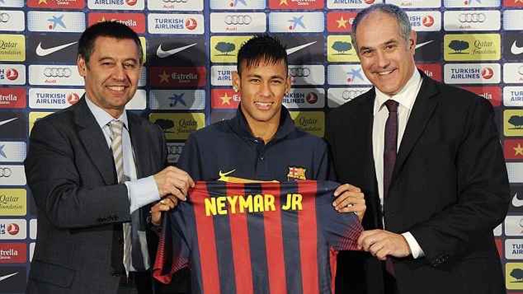Neymar đối diện với án tù 5 năm vì chuyển nhượng tới Barcelona 