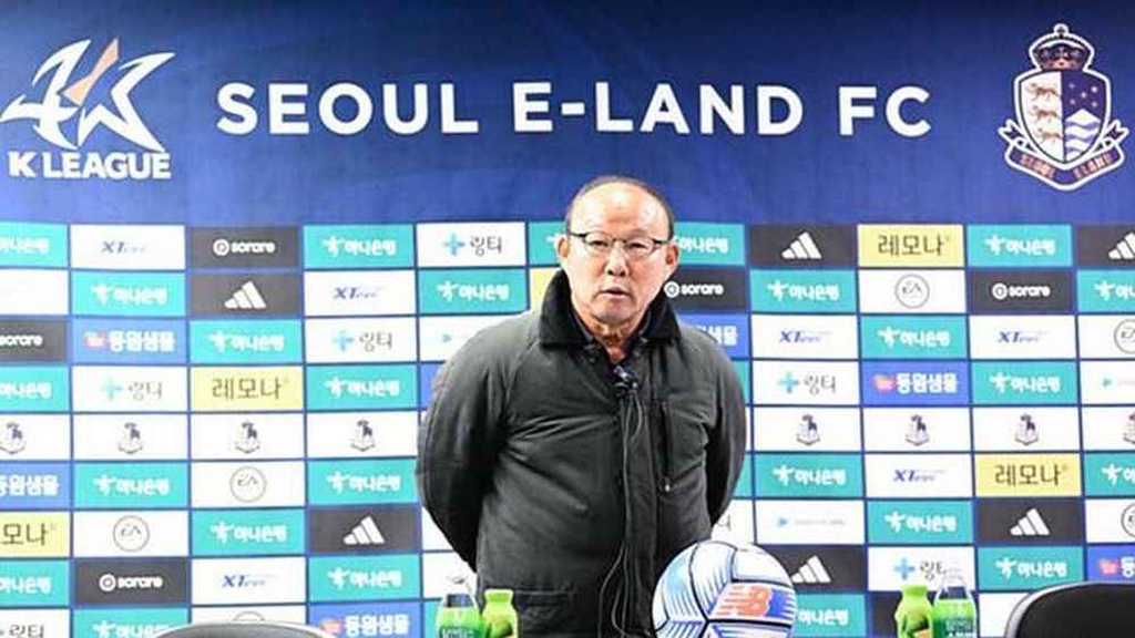 HLV Park Hang-seo tin tưởng vào khả năng thành công của Văn Toàn ở Hàn Quốc