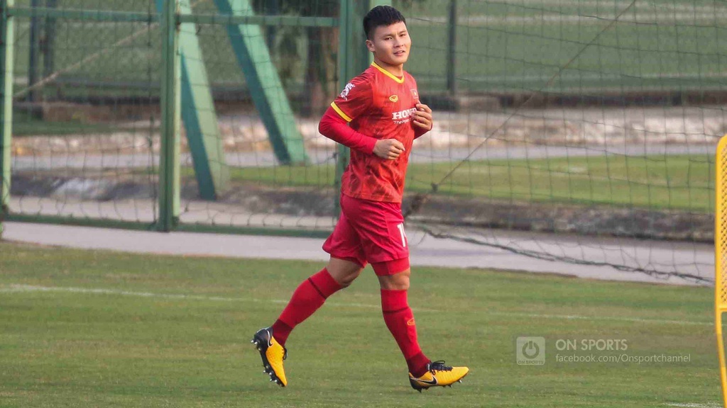 Quang Hải quyết tâm vô địch AFF Cup để tri ân thầy Park