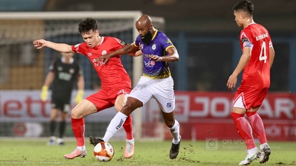 Tân binh của Hà Nội FC khiến Quả bóng Vàng Hoàng Đức "tắt điện"