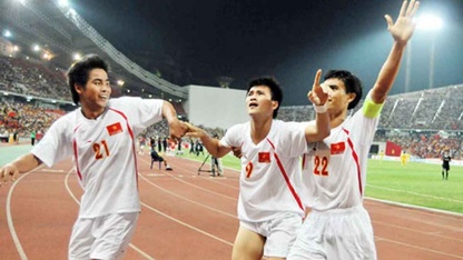 Những lần bóng đá Việt Nam "vượt mặt" người Thái ngay trên đất Thái Lan